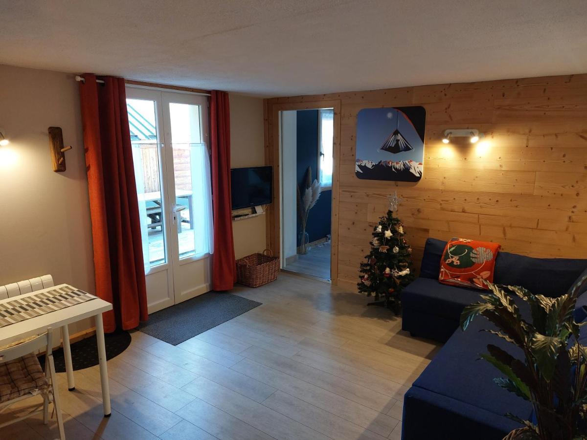 Studio Au Pied Des Montagnes Le Bourg-dʼOisans Exterior foto