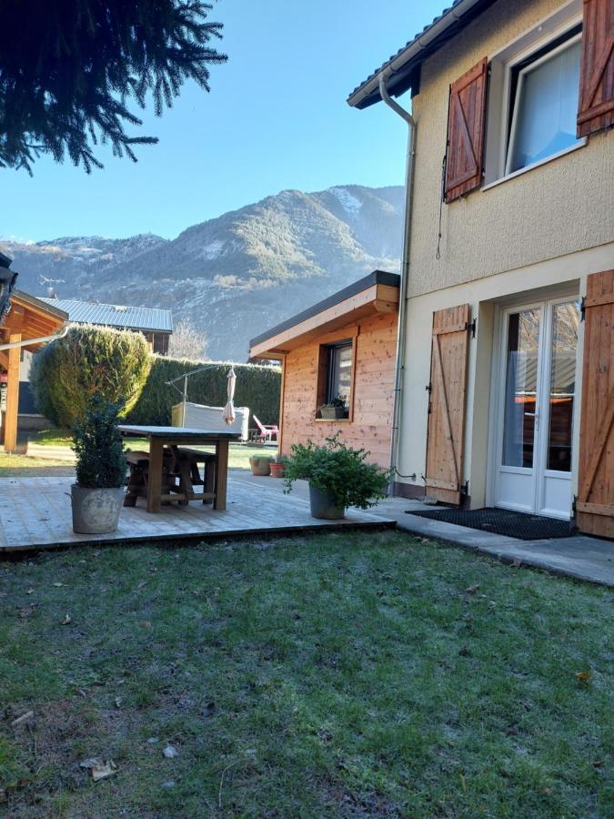 Studio Au Pied Des Montagnes Le Bourg-dʼOisans Exterior foto